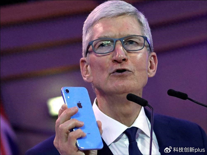 特朗普左右为难：苹果要买中国存储芯片，美光强烈反对